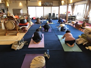 シニアヨガ過去最高の参加人数ありがとうございます。