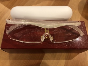 明日は金曜シニアヨガ（ハズキルーペデビュー）